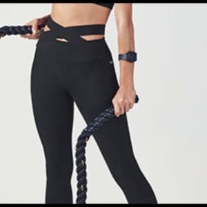 ISO of demi lovato criss cross leggings!